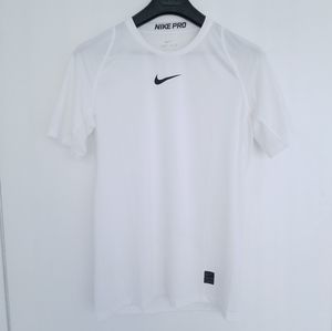 Nike Pro Slim-Fit Short Sleeve T-Shirt